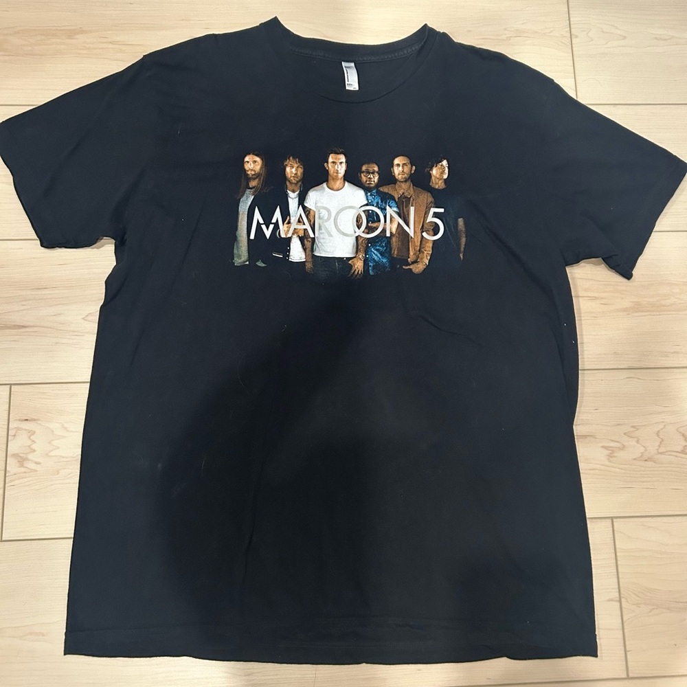 Maroon 5 2017 Tour Graphic Tee (American Apparel)